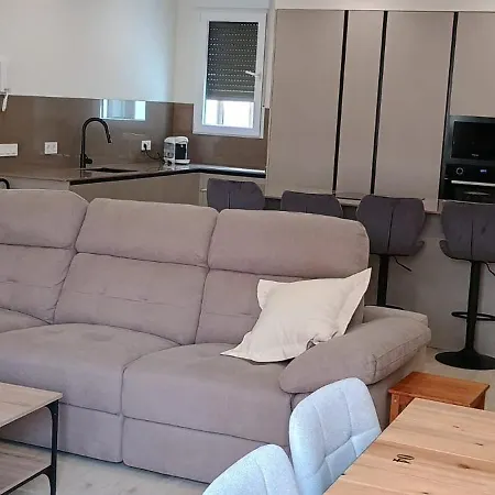 Nuevo Y Comodo Piso Centrico