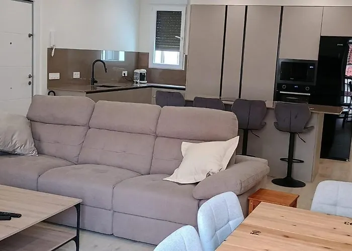 Nuevo Y Comodo Piso Centrico